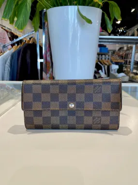 Damier Ebene Sarah Wallet