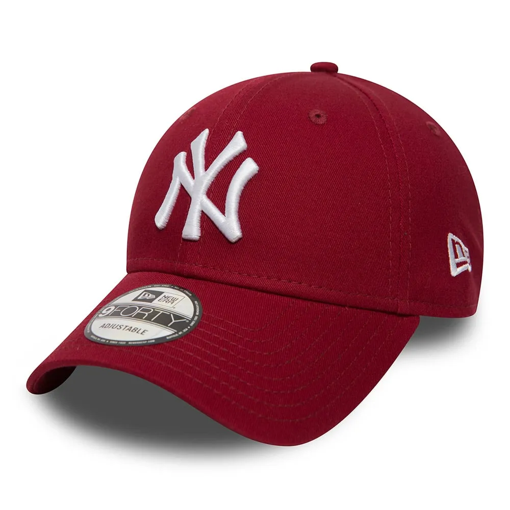 NEW ERA New York Yankees Essential Red 9FORTY Adjustable Cap